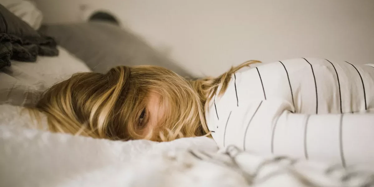 dietitian and psychologist supporting mental health and low energy